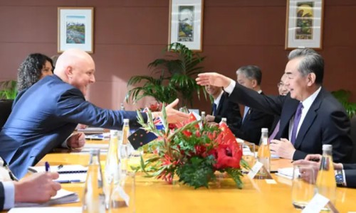 外媒 “ 讓澳大利亞對(duì)華政策回歸常識(shí)，中澳關(guān)系不應(yīng)回到過去的低谷 ”（環(huán)球時(shí)報(bào)）