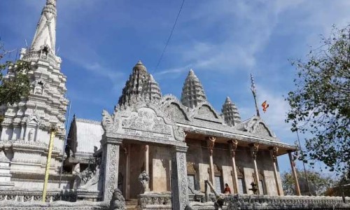 柬埔寨官員稱已做好準(zhǔn)備歡迎中國(guó)游客和投資者到來（中國(guó)新聞網(wǎng)）